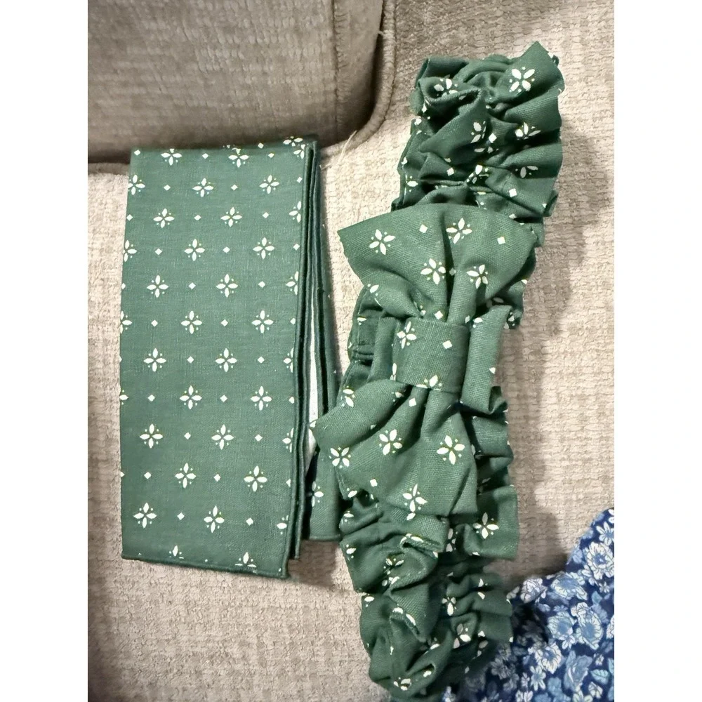 Longaberger Medium Garter for Basket With Bow Heritage Green & 1 Napkin